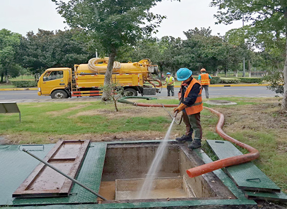 胡市镇化油池清理
